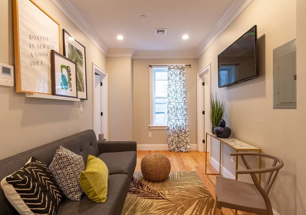 Photo of Livingroom in North End