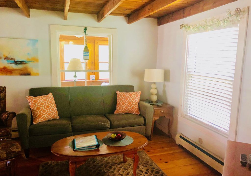 Photo of Livingroom in Peaks Island