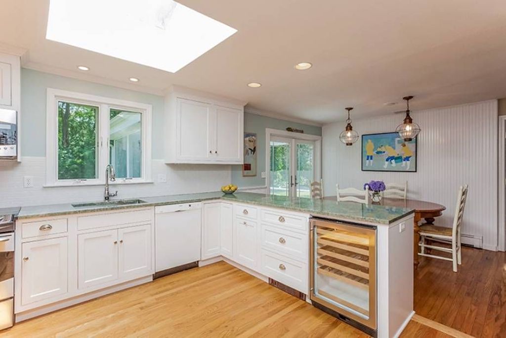 Photo of Kitchen in Madison Center