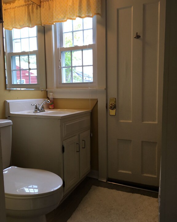 Photo of Bathroom in Pine Point