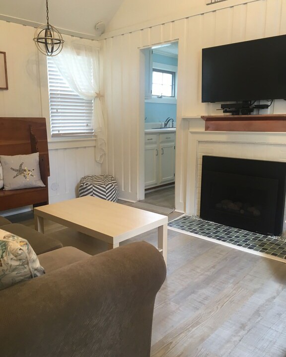 Photo of Livingroom in Pine Point