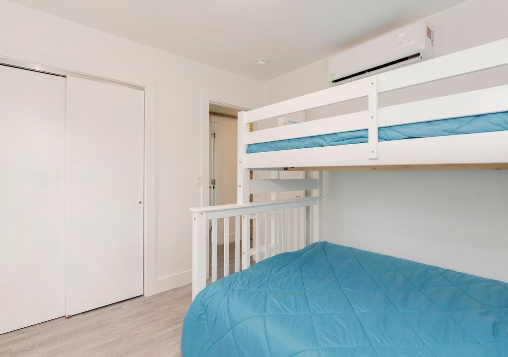 Photo of Bedroom in Culloden Shores