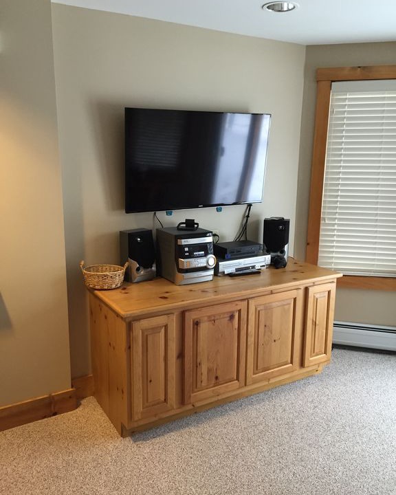 Photo of Livingroom in North Troy