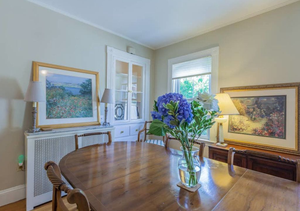 Photo of Livingroom in Observatory Hill