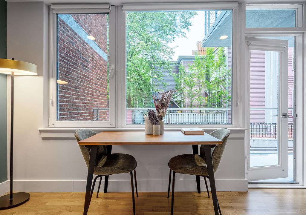 Photo of Livingroom in Mid-Cambridge