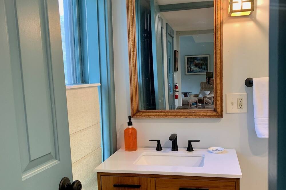 Photo of Bathroom in Bridgewater