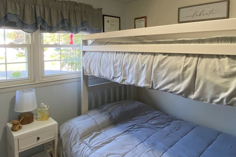 Photo of Bedroom in New Haven
