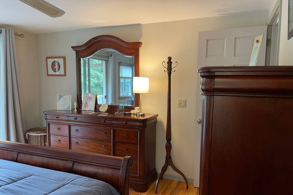 Photo of Bedroom in New Haven