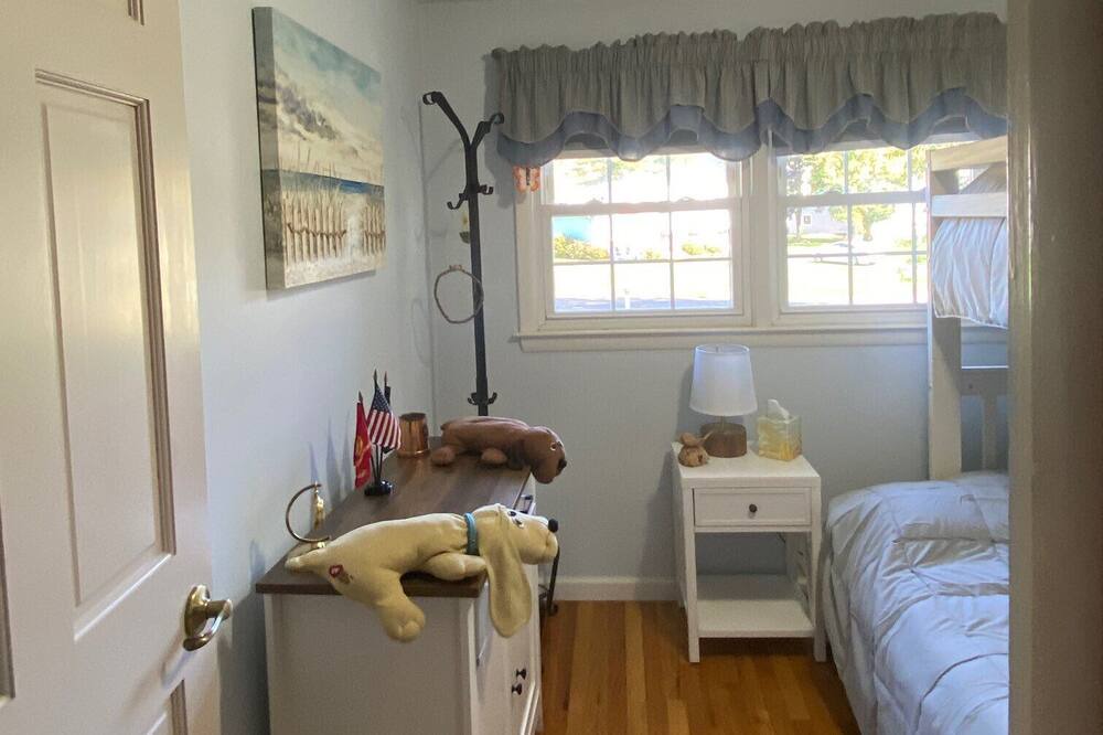Photo of Bedroom in New Haven