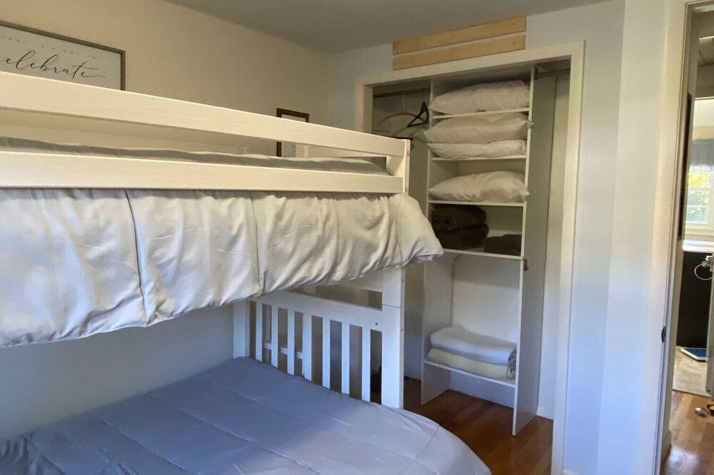 Photo of Bedroom in New Haven