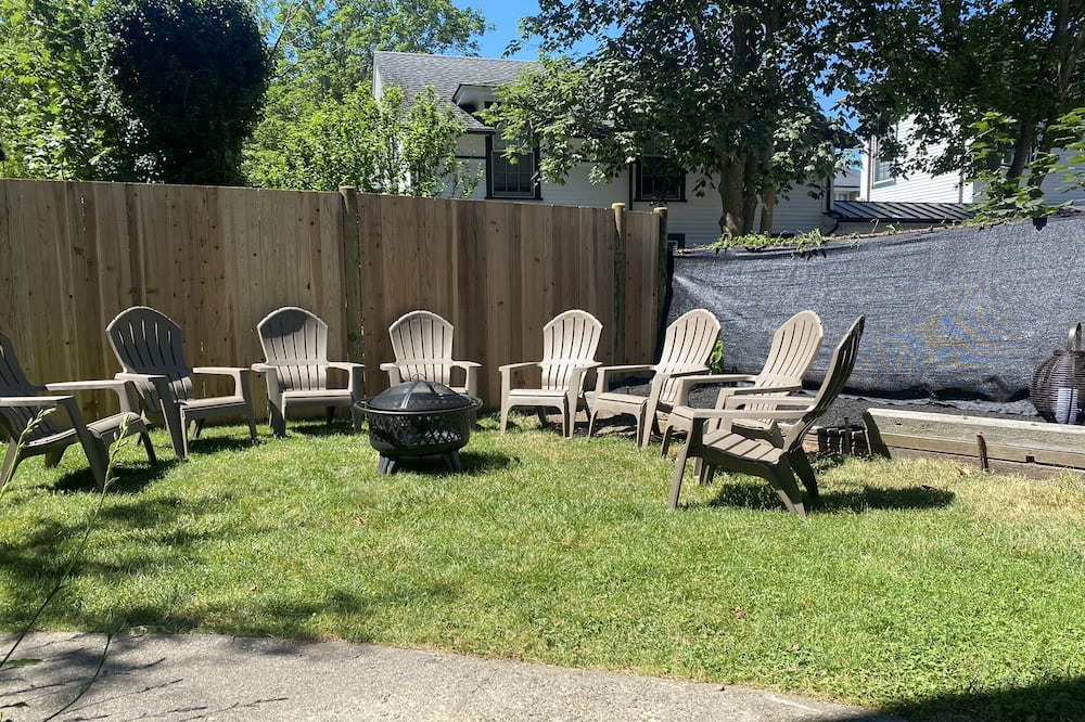 Photo of Outdoor in Top of the Hill