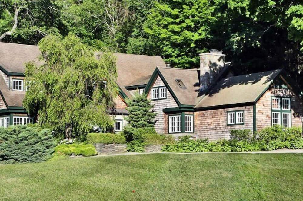 Photo of Outdoor in New Preston