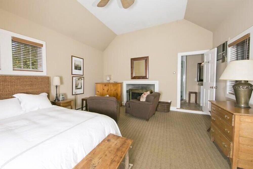 Photo of Bedroom in New Preston