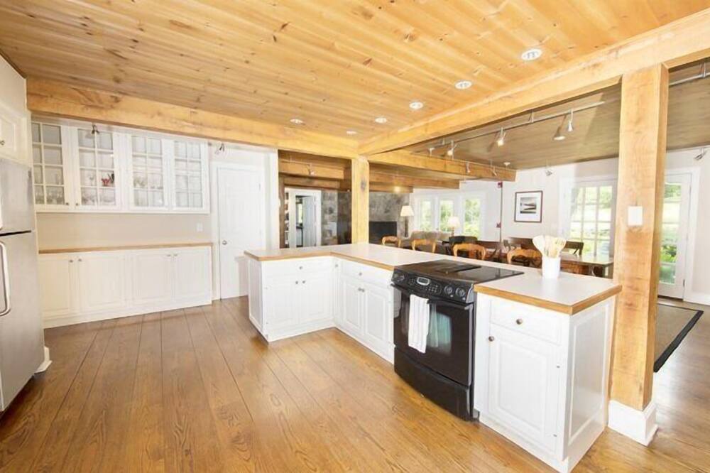 Photo of Kitchen in New Preston