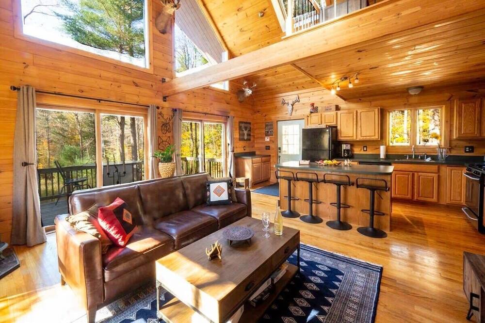 Photo of Livingroom in Otis