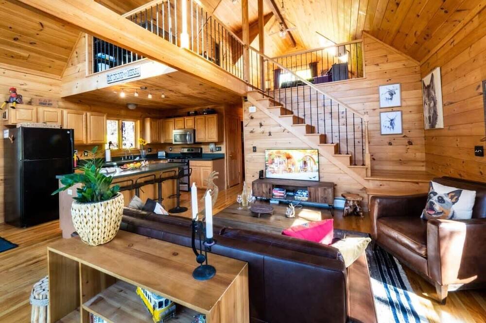 Photo of Livingroom in Otis