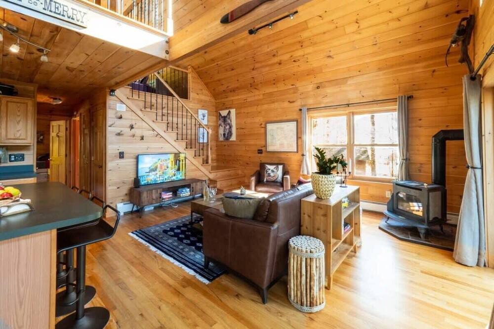 Photo of Livingroom in Otis