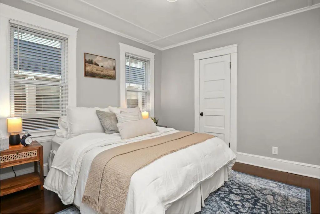 Photo of Bedroom in Middletown
