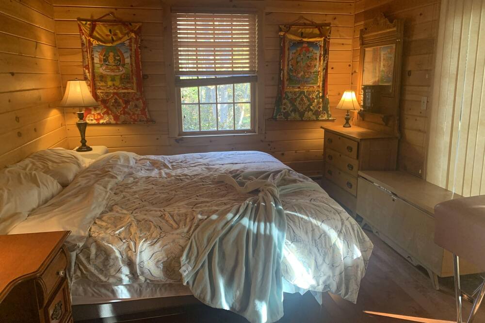 Photo of Bedroom in Cape Neddick