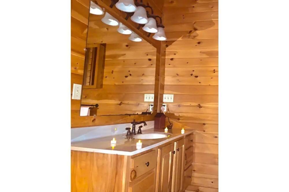 Photo of Kitchen in Cape Neddick