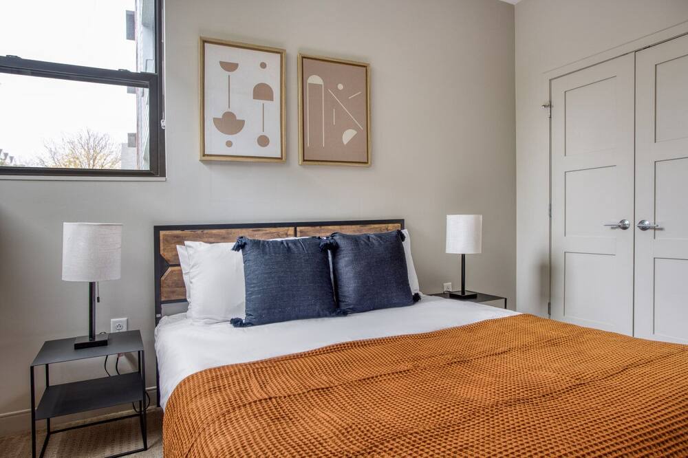 Photo of Bedroom in Commonwealth