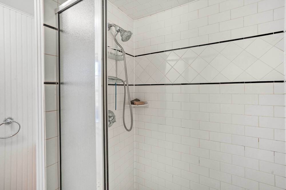 Photo of Bathroom in Lenox