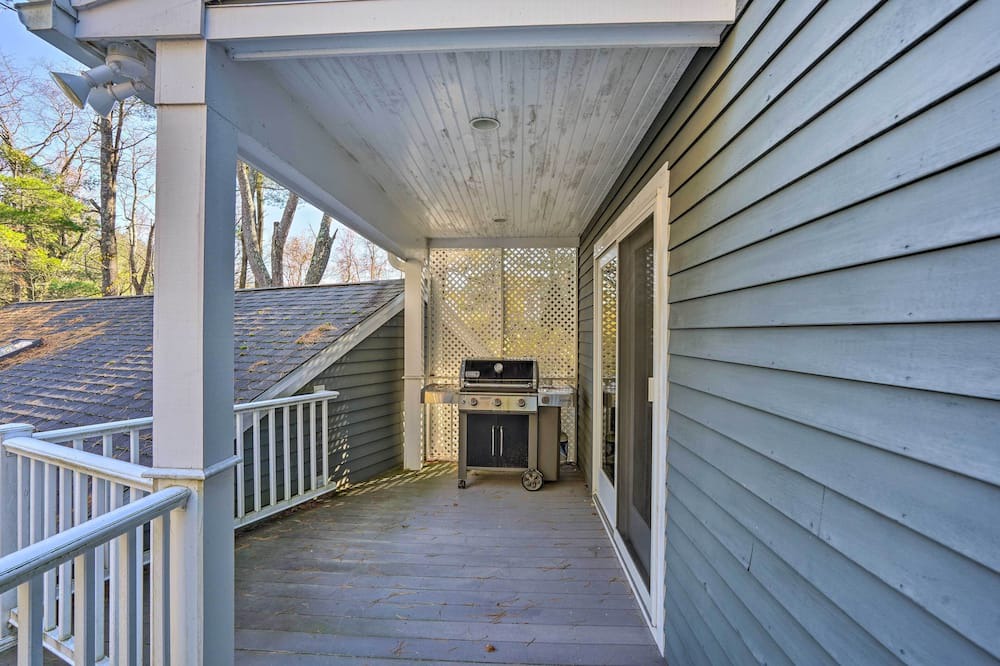 Photo of Patio Balcony in Lenox