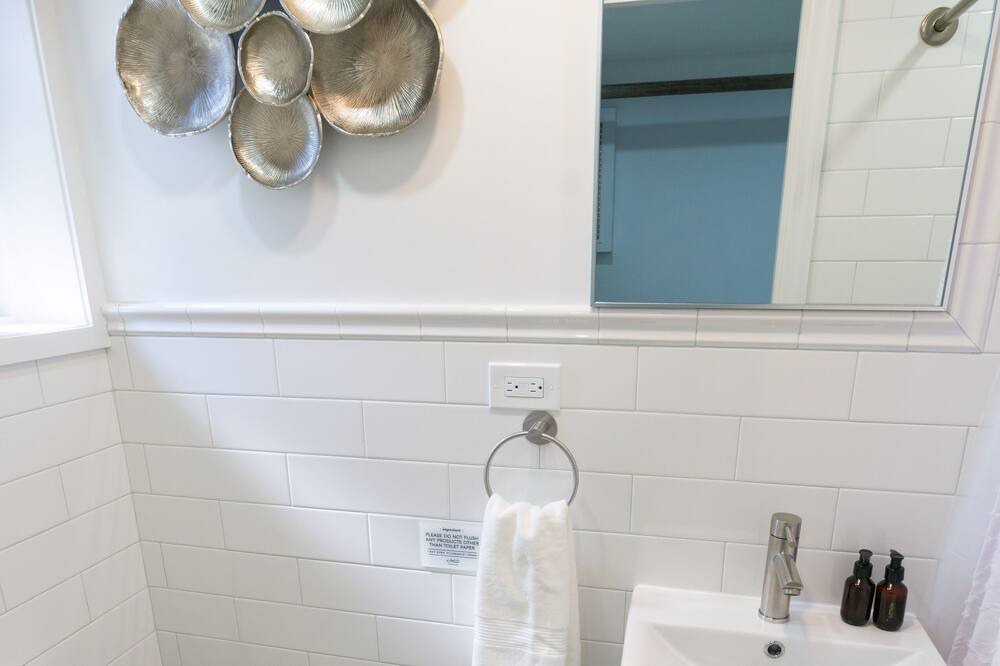 Photo of Bathroom in East Flatbush