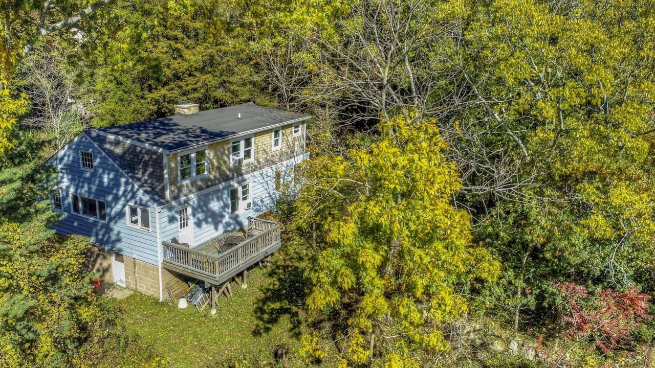 Photo of Outdoor in Guilford