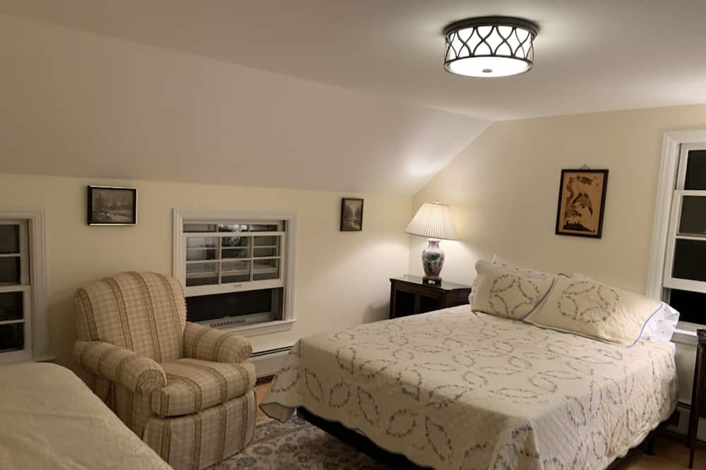 Photo of Bedroom in Lenox