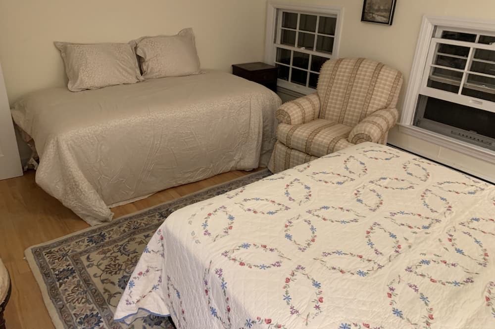 Photo of Bedroom in Lenox
