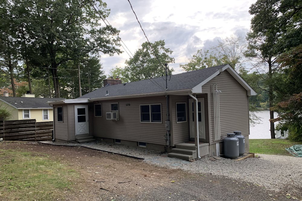 Photo of Outdoor in Guilford
