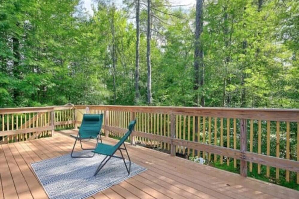 Photo of Patio Balcony in Fryeburg