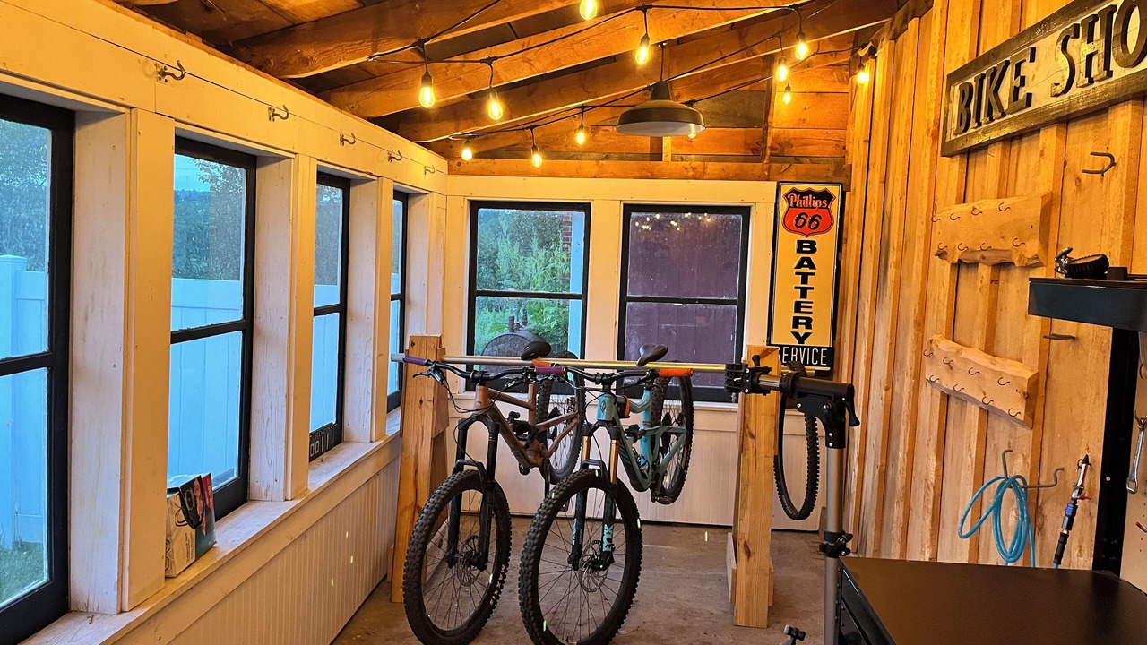 Photo of Livingroom in East Burke
