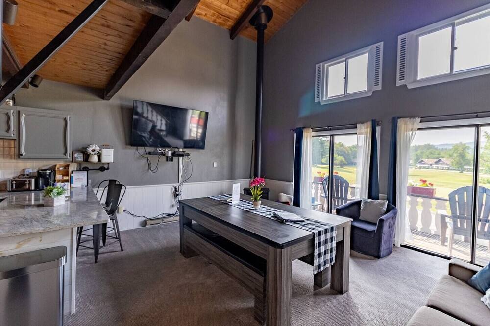 Photo of Livingroom in Bartlett