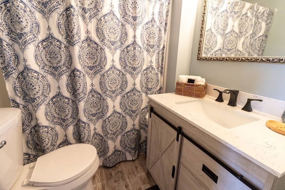 Photo of Bathroom in Bartlett