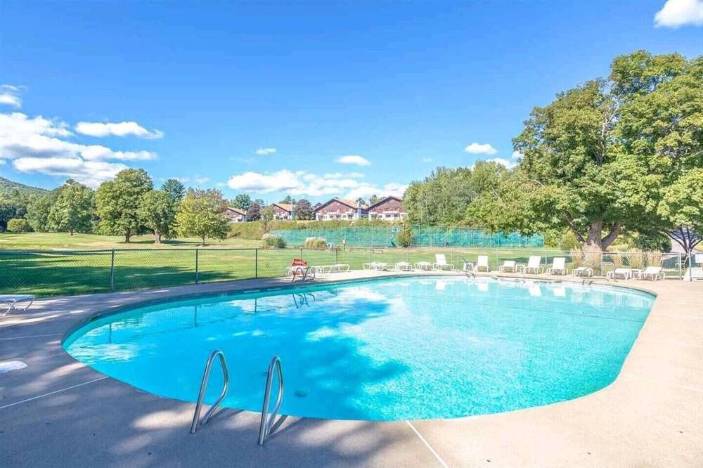 Photo of Outdoor in Bartlett
