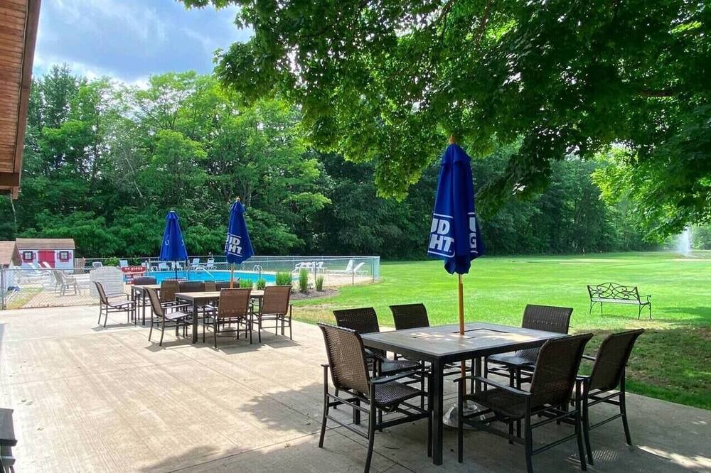Photo of Outdoor in Bartlett