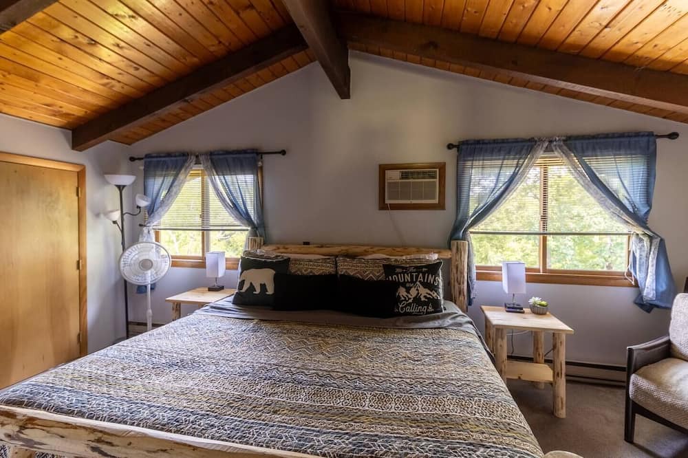 Photo of Bedroom in Bartlett