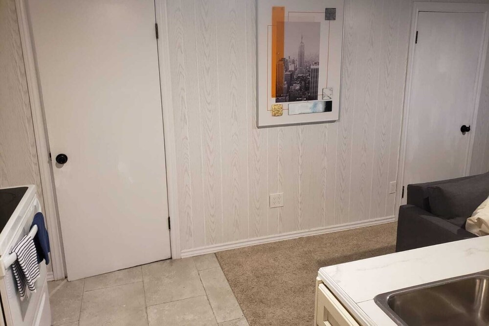 Photo of Bedroom in Hamilton