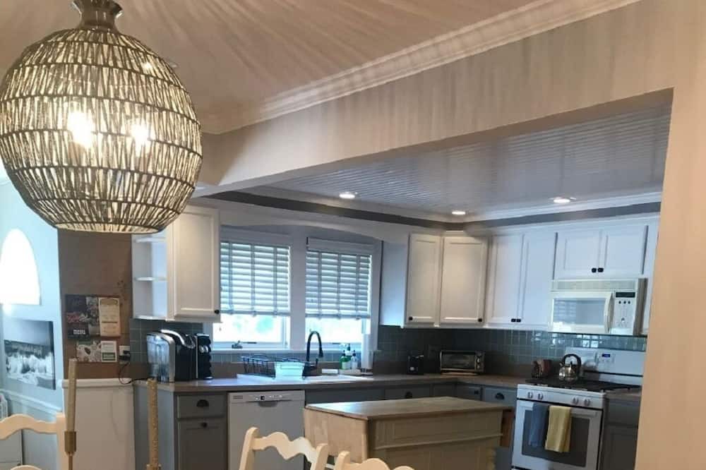 Photo of Kitchen in Westhampton Beach