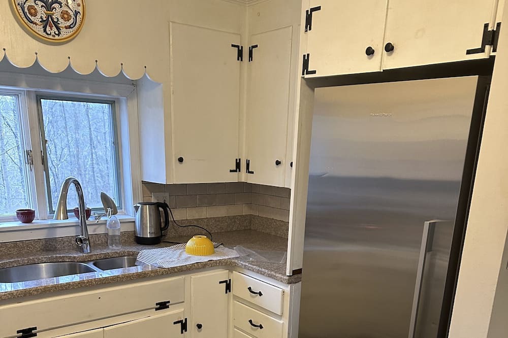 Photo of Kitchen in Marble Dale