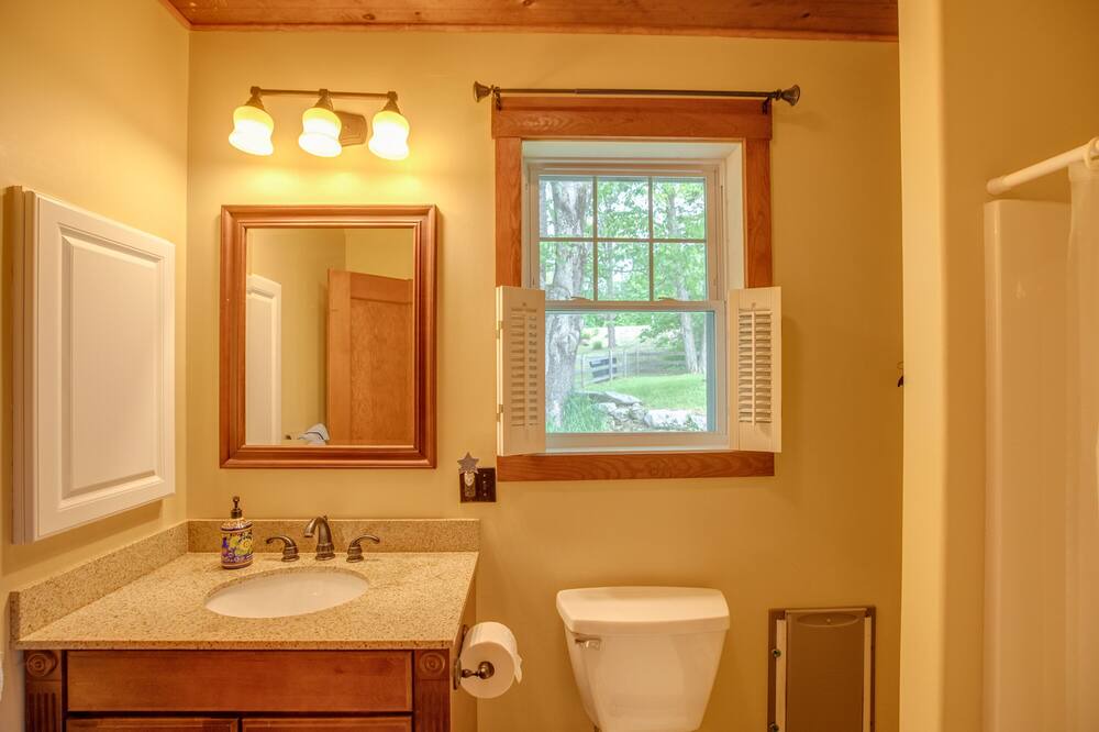 Photo of Bathroom in Bethlehem