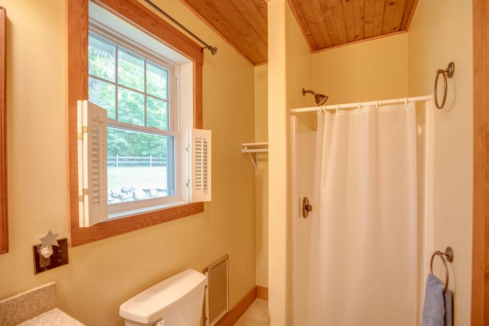 Photo of Bathroom in Bethlehem