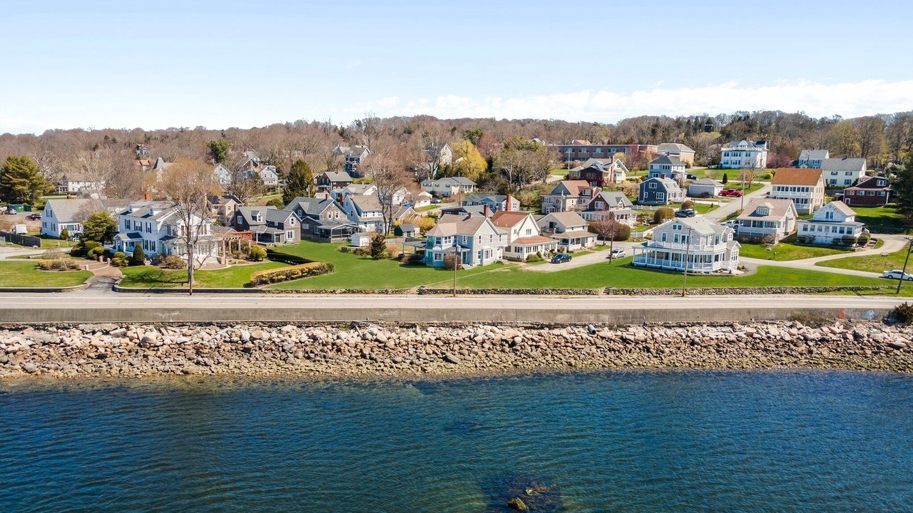 Photo of Outdoor in Tiverton