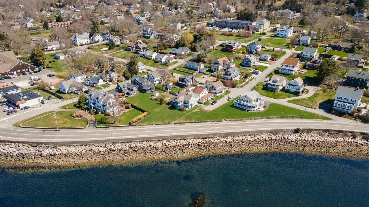 Photo of Outdoor in Tiverton