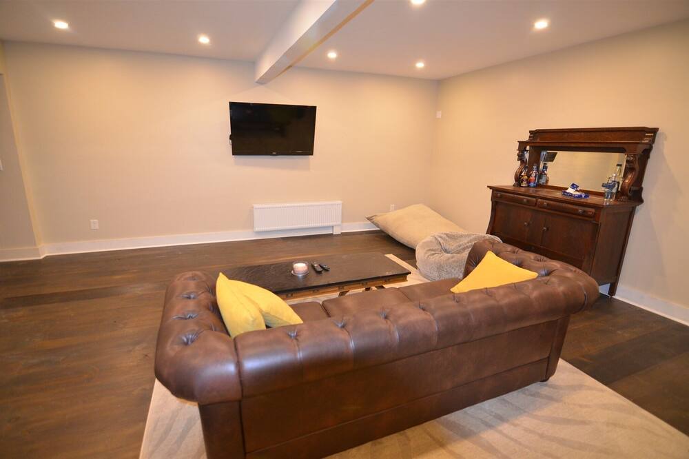 Photo of Livingroom in Chester Depot