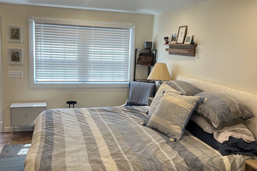 Photo of Bedroom in Dartmouth