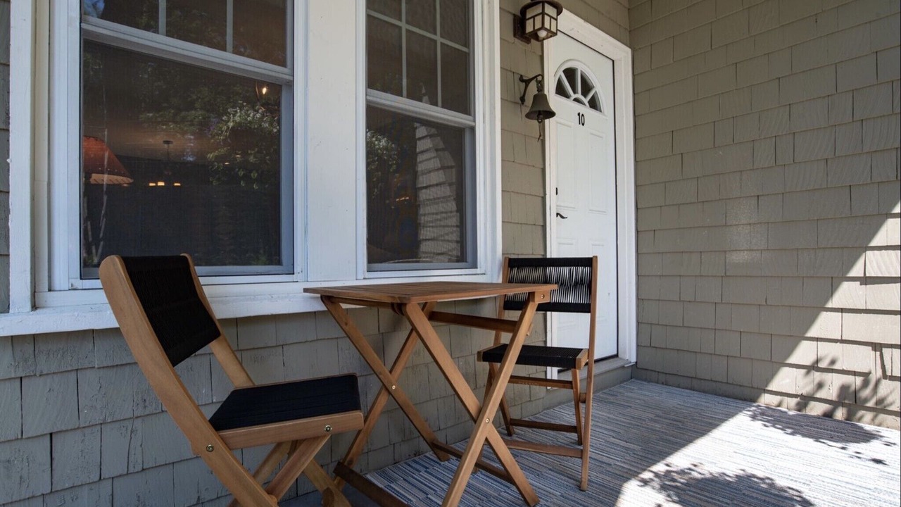 Photo of Patio Balcony in Bolton Landing