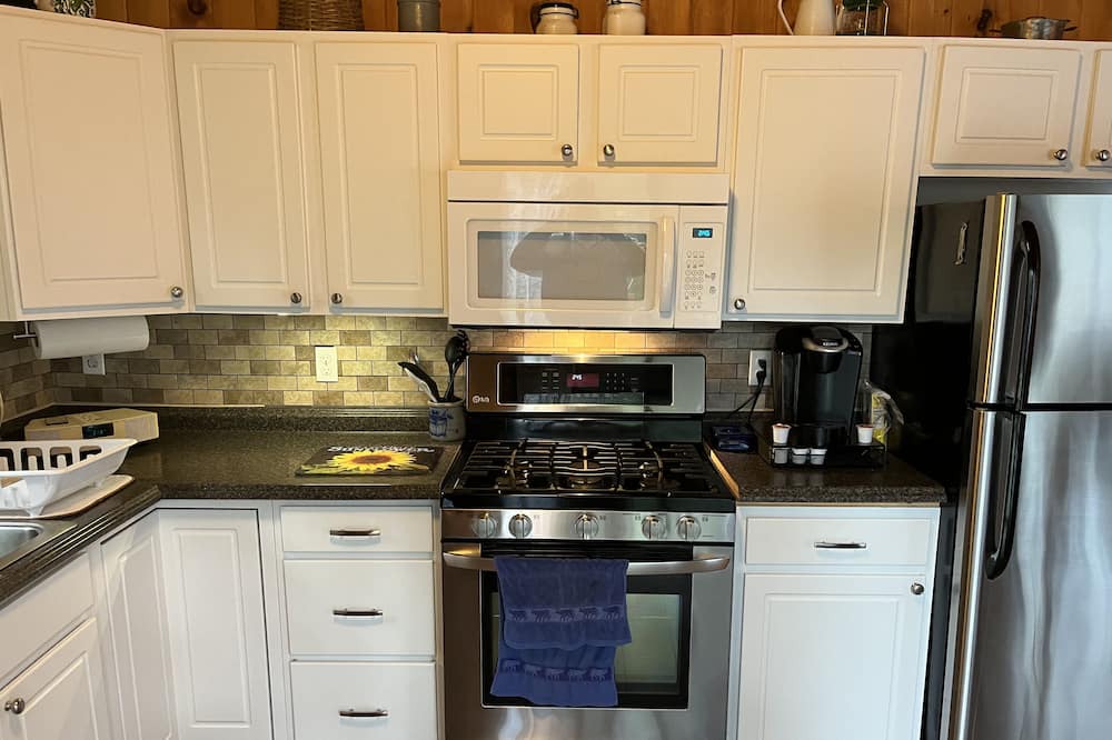 Photo of Kitchen in East Wakefield